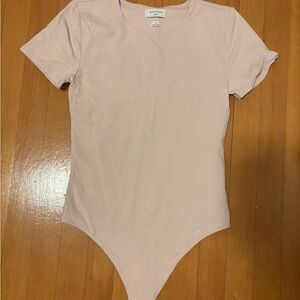 Aritzia original contour crew pink bodysuit